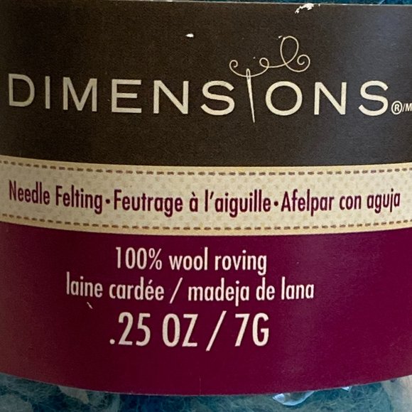 24 Dimensions FeltWorks 100% Wool Turquoise Curly Roving 0.25oz Needle Felting - Picture 2 of 15